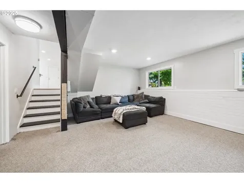14990 SW Carolwood Drive Beaverton OR 97007