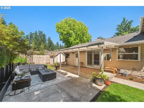 14990 SW Carolwood Drive Beaverton OR 97007
