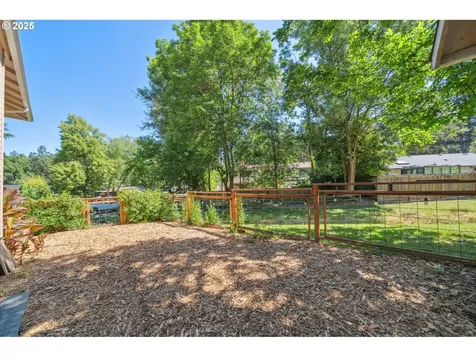 14990 SW Carolwood Drive Beaverton OR 97007