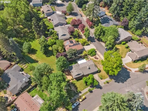 14990 SW Carolwood Drive Beaverton OR 97007