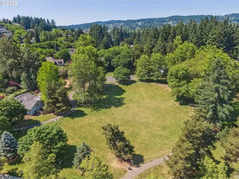 14990 SW Carolwood Drive Beaverton OR 97007