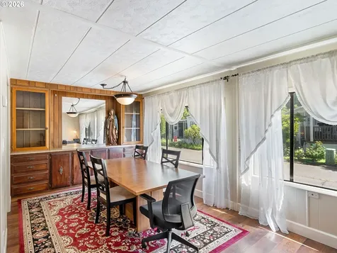 11450 SW Royal Villa Drive Portland OR 97224