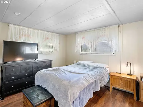 11450 SW Royal Villa Drive Portland OR 97224