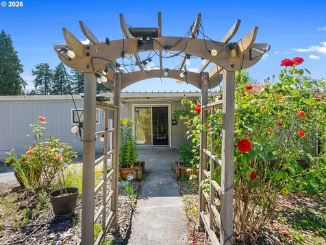 11450 SW Royal Villa Drive Portland OR 97224