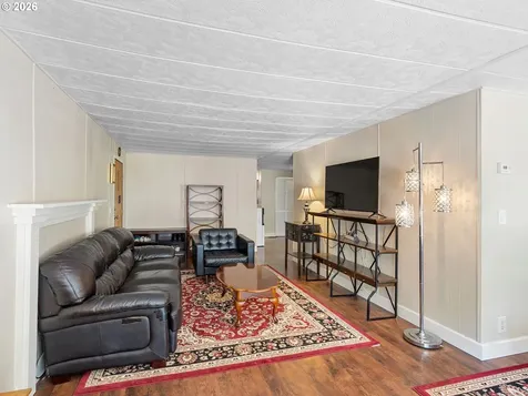 11450 SW Royal Villa Drive Portland OR 97224