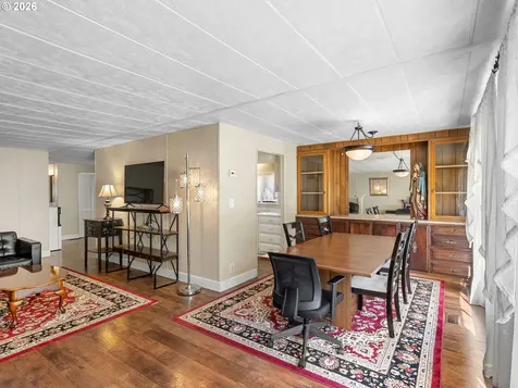 11450 SW Royal Villa Drive Portland OR 97224
