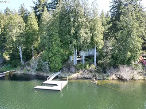 88988 Dahlin Road Florence OR 97439