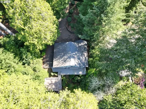 88988 Dahlin Road Florence OR 97439