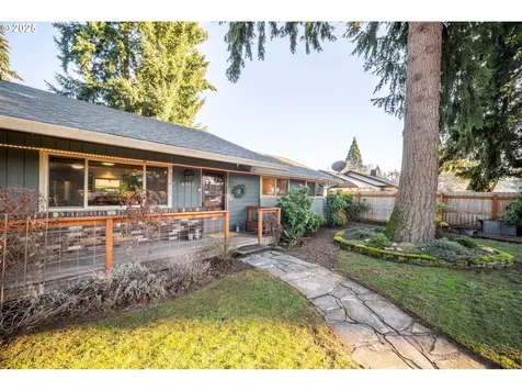 4303 NE 138th Avenue Vancouver WA 98682