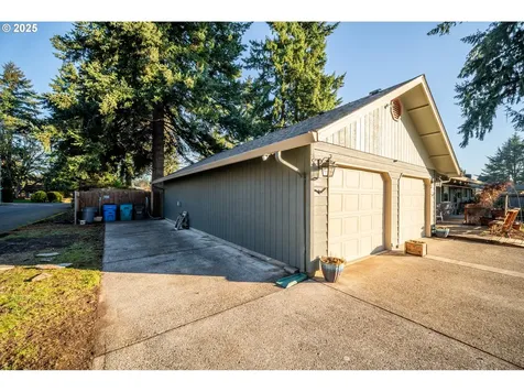 4303 NE 138th Avenue Vancouver WA 98682