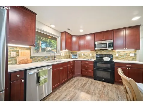 4303 NE 138th Avenue Vancouver WA 98682