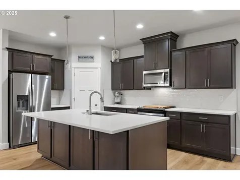 1671 NE Joy Lane Estacada OR 97023