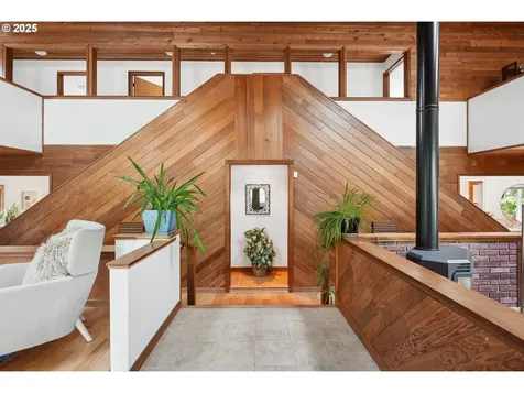 4401 SW 40th Avenue Portland OR 97221