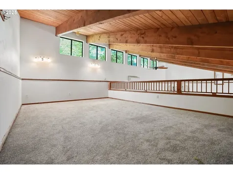 4401 SW 40th Avenue Portland OR 97221