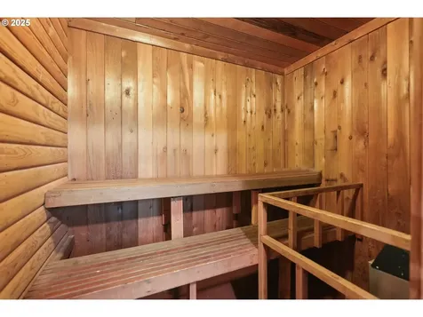 4401 SW 40th Avenue Portland OR 97221