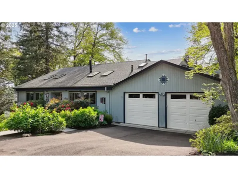 4401 SW 40th Avenue Portland OR 97221