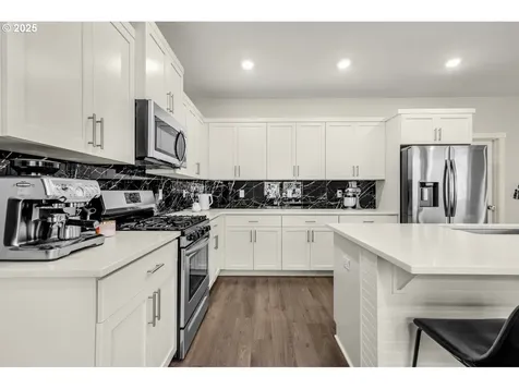 2066 SE Teal Avenue Gresham OR 97080