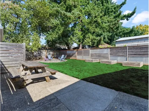 8523 SE 65th Avenue Portland OR 97206