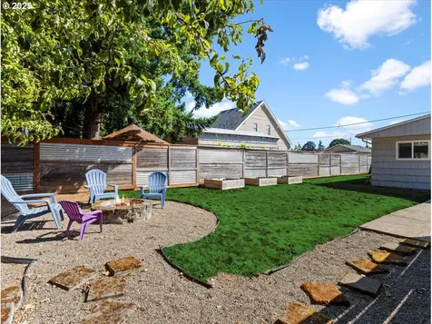 8523 SE 65th Avenue Portland OR 97206