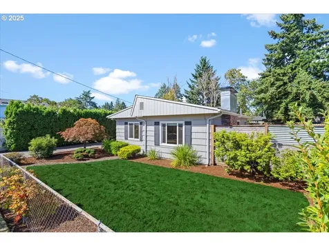 8523 SE 65th Avenue Portland OR 97206