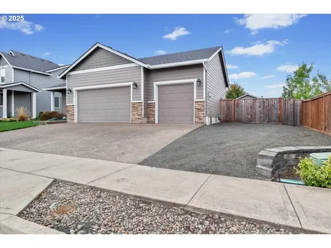 6068 NE Tuscan Loop Albany OR 97321