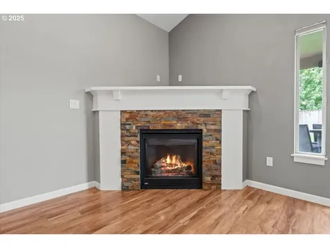 6068 NE Tuscan Loop Albany OR 97321
