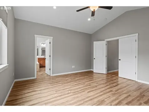 6068 NE Tuscan Loop Albany OR 97321