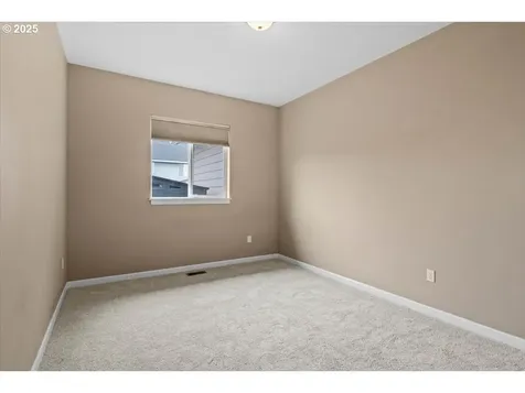 6068 NE Tuscan Loop Albany OR 97321