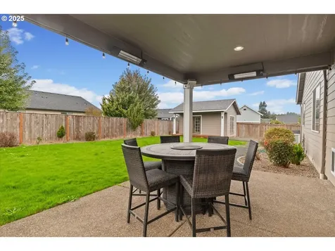 6068 NE Tuscan Loop Albany OR 97321