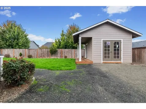 6068 NE Tuscan Loop Albany OR 97321