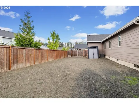 6068 NE Tuscan Loop Albany OR 97321