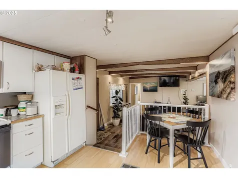2681 SE River Road Hillsboro OR 97123