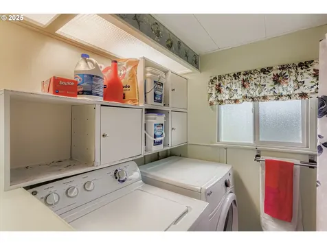 2681 SE River Road Hillsboro OR 97123