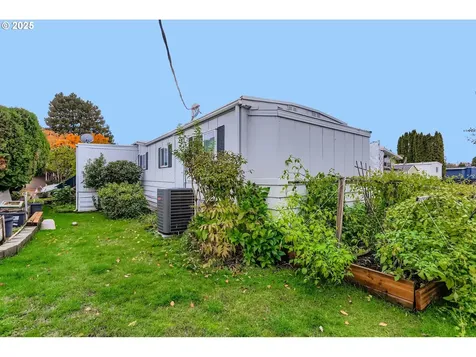 2681 SE River Road Hillsboro OR 97123