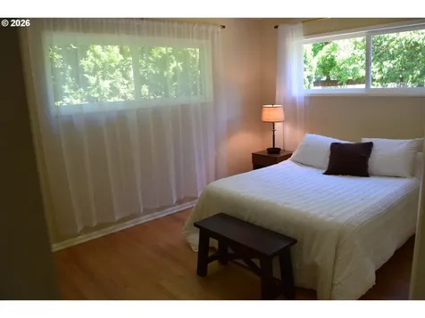 1200 NE 57th Avenue Portland OR 97213