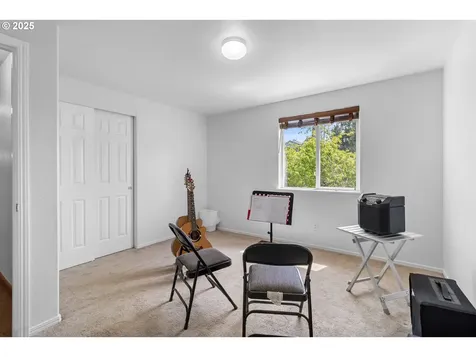 15560 SE Davidoff Court Damascus OR 97089