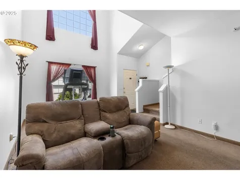 15560 SE Davidoff Court Damascus OR 97089
