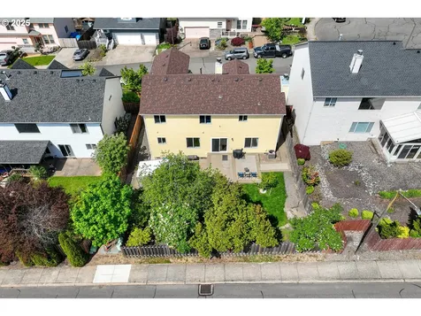 15560 SE Davidoff Court Damascus OR 97089