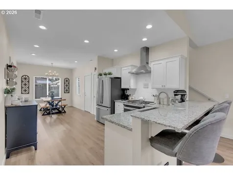 6411 SE 94th Avenue Portland OR 97266