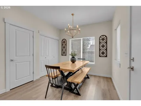 6411 SE 94th Avenue Portland OR 97266