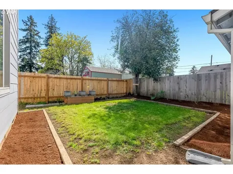 6411 SE 94th Avenue Portland OR 97266