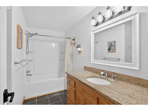 20665 SW Essen Court Beaverton OR 97078
