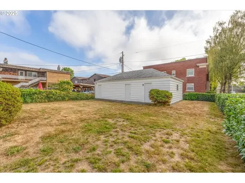 1202 21st Avenue Longview WA 98632