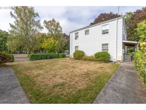 1202 21st Avenue Longview WA 98632