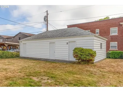 1202 21st Avenue Longview WA 98632