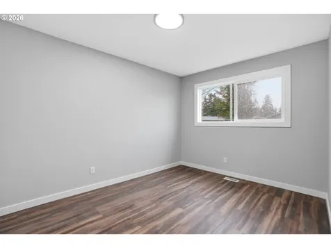 17745 NE Wasco Street Portland OR 97230