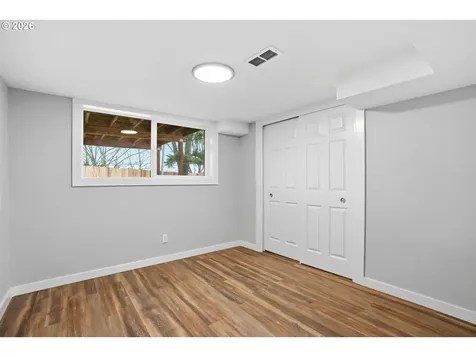 17745 NE Wasco Street Portland OR 97230