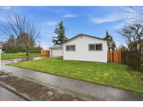 17745 NE Wasco Street Portland OR 97230
