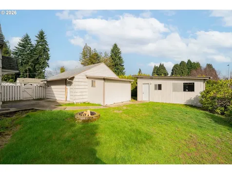 10505 NW 26th Avenue Vancouver WA 98685