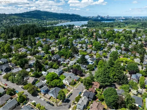 1026 SE Nehalem Street Portland OR 97202